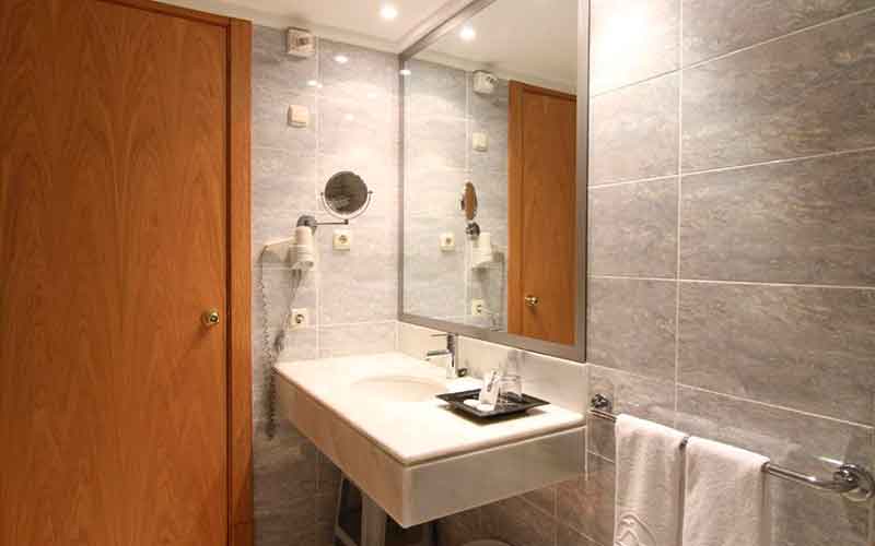 superior hotel rocamarina