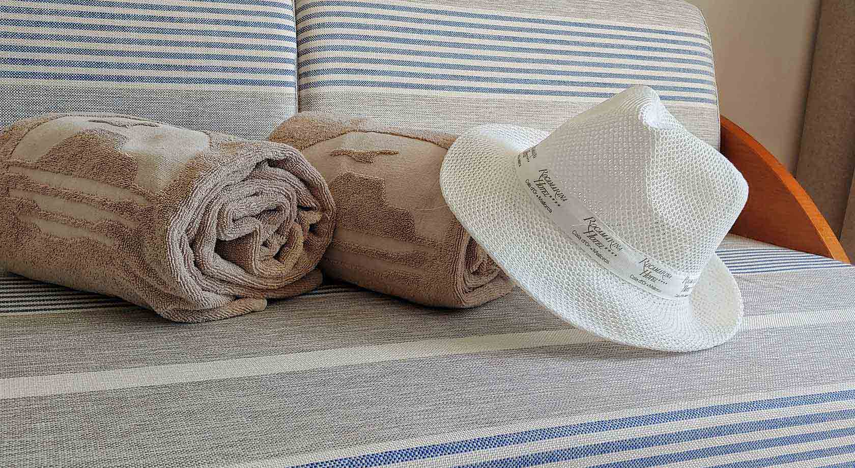 détails de la chambre de hotel rocamarina détails de la chambre de hotel rocamarina